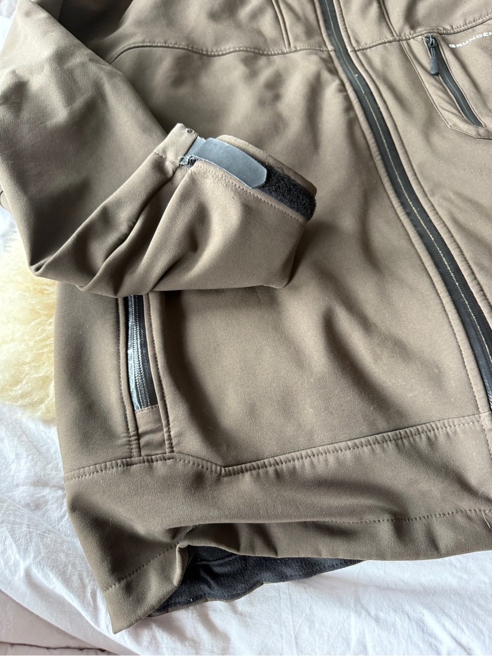 Grundens Soft Shell Jacket - Picture 4 of 6